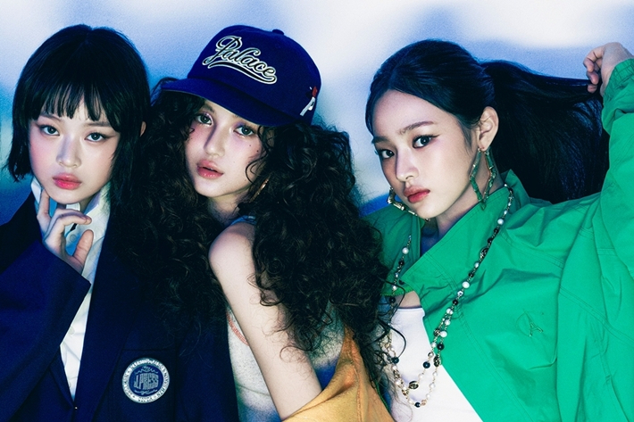 왼쪽부터 뉴진스 하니, 다니엘, 민지