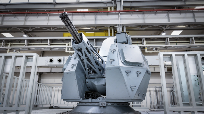 12일 경상남도 창원특례시 현대위아 해상조립장에서 선보인 'CIWS-II 함포체계'의 모습. 현대위아 제공