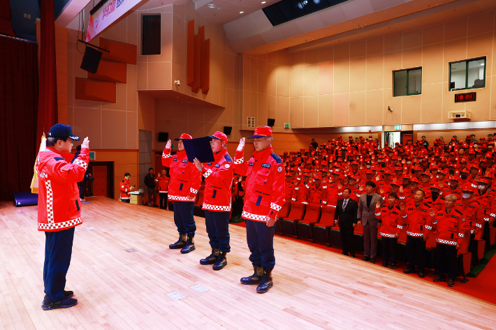 울진군이 산불조심기간을 맞아 산불예방 및 방지를 위한 발대식을 개최했다. 울진군 제공
