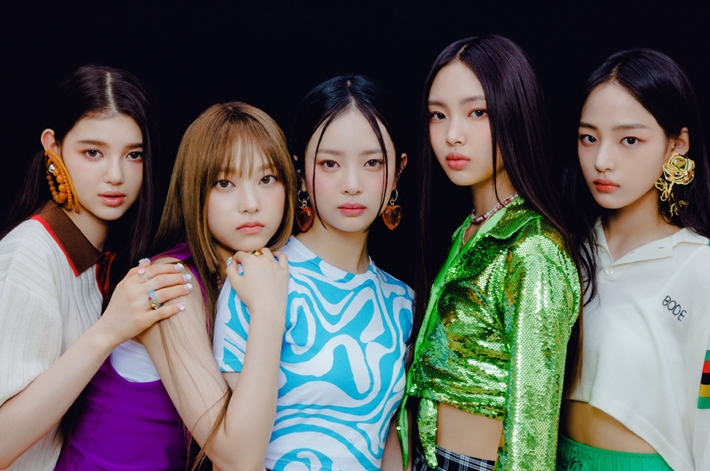 그룹 뉴진스. 왼쪽부터 다니엘, 해린, 하니, 혜인, 민지. 어도어 제공