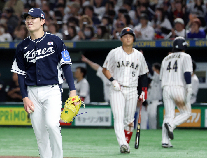 한일전 10연패 수모. 연합뉴스
