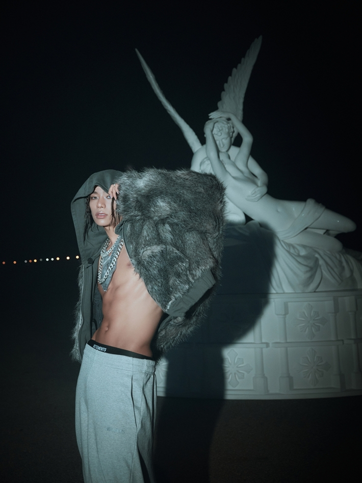 올데이 프로젝트 타잔. 더블랙레이블 제공