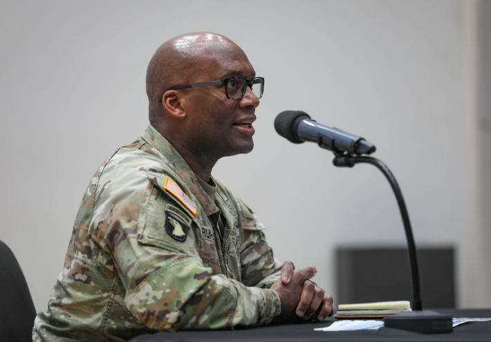 제이비어 브런슨 주한미군사령관이 지난 8일 경기 평택시 캠프 험프리스에서 기자간담회를 하고 있다. 주한미군사령부 제공