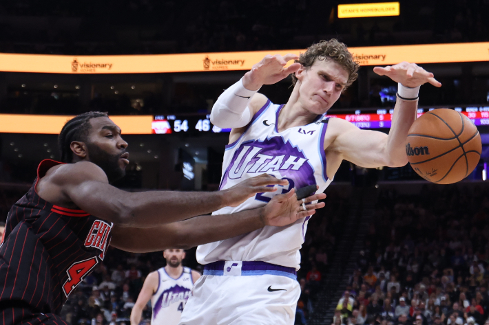 라우리 마카텐(오른쪽). 연합뉴스