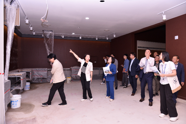 여수시의회 기획행정위원회는 지난 9월 여수시립박물관 누수 현장을 점검했다. 여수시의회 제공