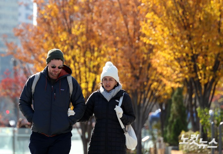 영하권 추위 찾아온 서울