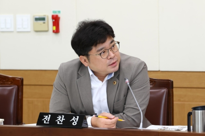 전찬성 강원특별자치도의원. 강원도의회 제공