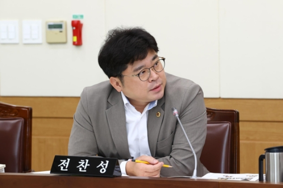 전찬성 강원특별자치도의원. 강원도의회 제공