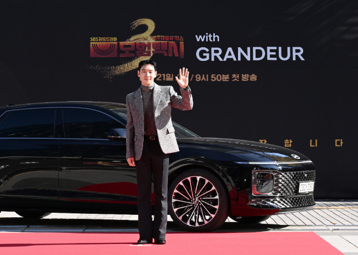 현대차 그랜저, '모범택시3'에서 만난다. 현대자동차그룹 제공