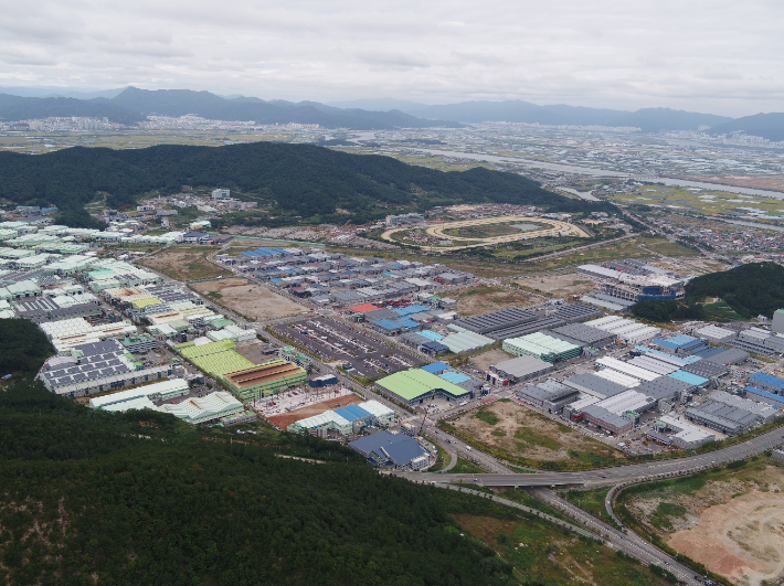 부산신항배후 국제산업물류도시. 부산도시공사 제공