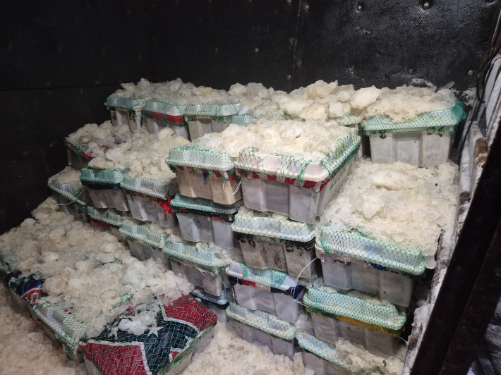 지난 15일 마라도 해상에서 AIS를 끄고 조업한 중국어선. 서귀포해경 제공