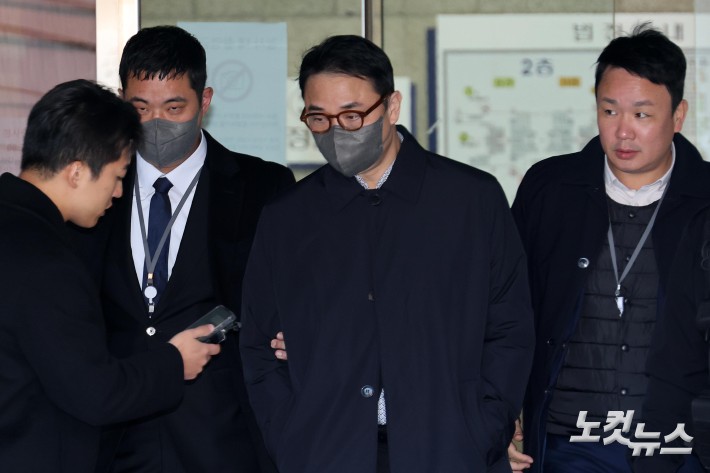 영장실질심사 마친 김건희 오빠 김진우