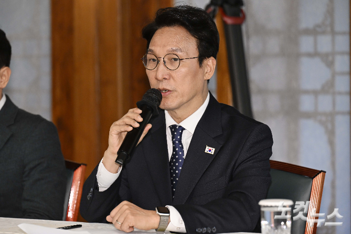 김민석 국무총리가 9일 서울 종로구 국무총리공관에서 열린 고위당정협의회에서 발언하고 있다. 윤창원 기자