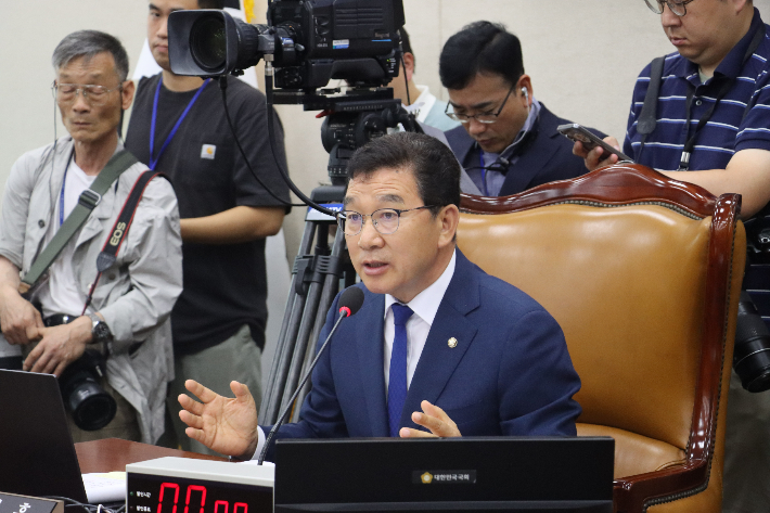 신정훈 국회 행정안전위원장 상임위 활동 모습. 신 위원장 제공