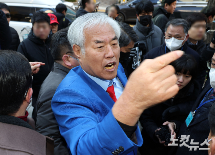 서울서부지법 폭력 난동 사태의 배후로 지목된 사랑제일교회 목사 전광훈 씨. 황진환 기자