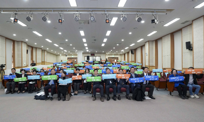 순천대는 지난 19일부터 20일까지 산학협력관 1층 파루홀에서 '2025 지방소멸대응 순천 국제컨퍼런스'를 진행했다. 순천대 제공