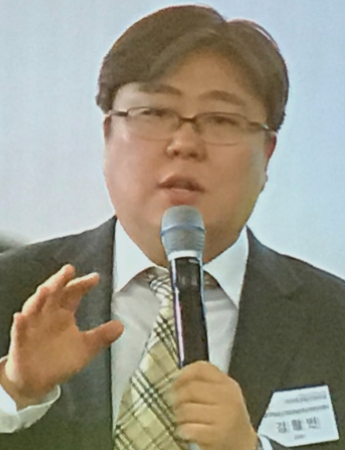 김활빈(강원대 교수)강원언론학회 회장.