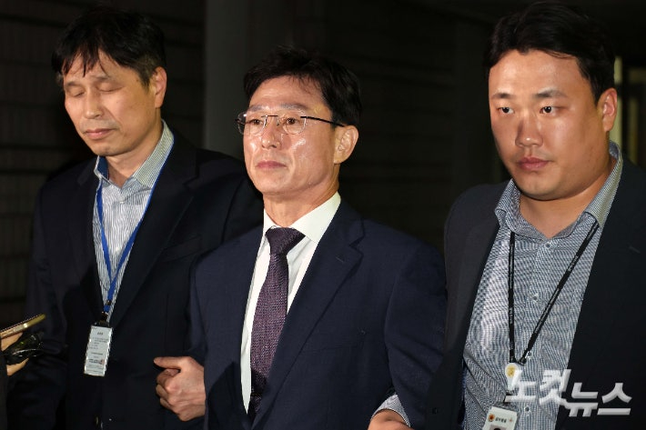 '채해병 과실치사 혐의' 임성근 전 해병대 1사단장(가운데). 박종민 기자