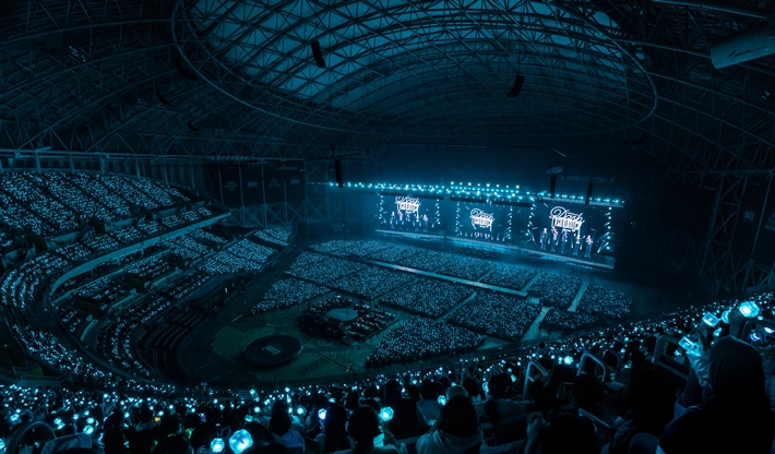 플레이브는 이번 앙코르 콘서트를 전석 매진시켰다. 소속사에 따르면 최고 트래픽은 53만까지 치솟았다. 블래스트 제공