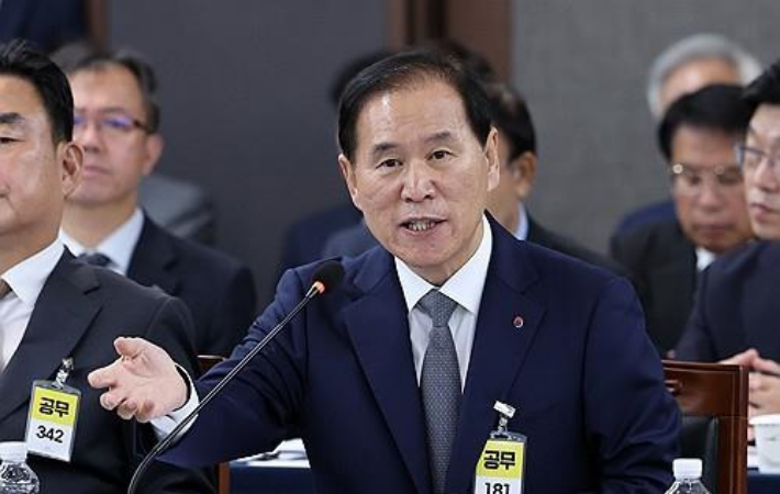 김동섭 한국석유공사 사장. 연합뉴스