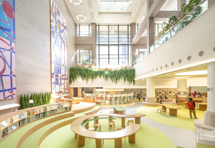 부산시청 들락날락. 부산시 제공