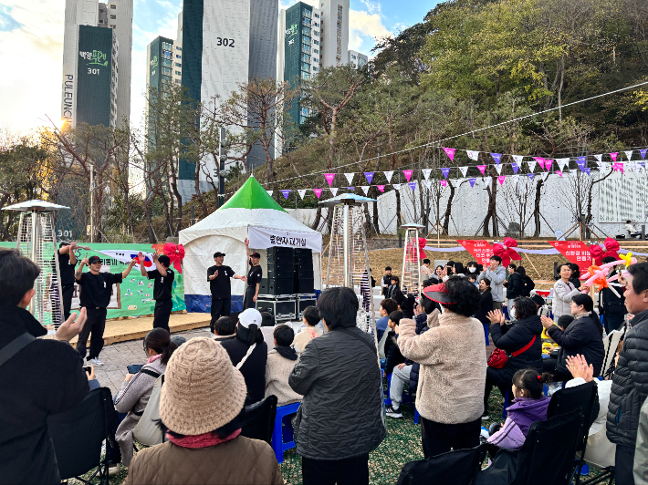 백양숲속 한페이지 행사. 부산시 제공