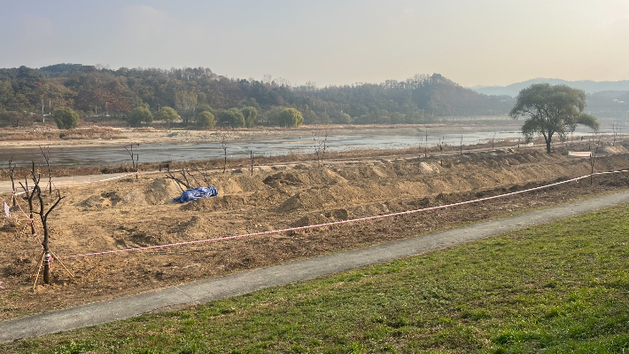 억새밭이 있던 갑천 용신교 인근. 대전충남녹색연합 제공