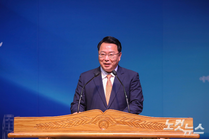 개회예배에서 설교하고 있는 윤광석 목사(이리어양교회). 최화랑 기자