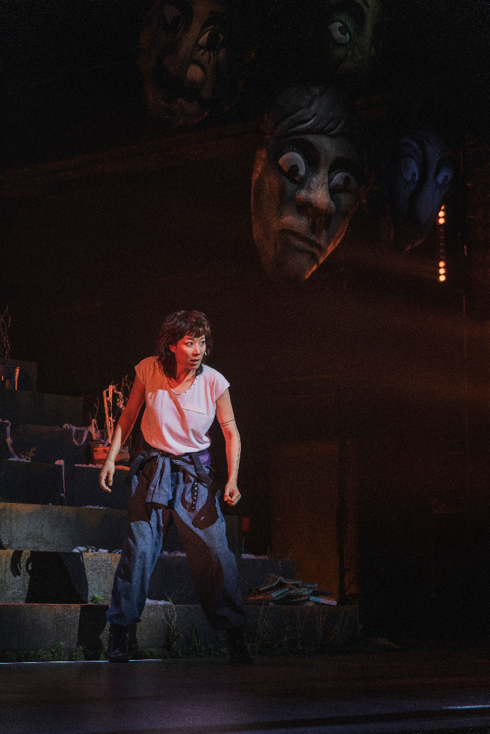 '안트로폴리스' 5부작 중 2부인 '라이오스'의 주연을 맡은 배우 전혜진이 열연을 펼치고 있다. 국립극단 제공