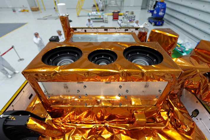 위성에 설치된 '오로라·대기광 관측기'. 우주항공청 제공