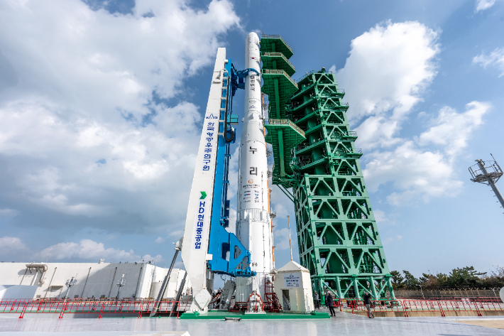 2년 반 기다림 끝에 다가온 누리호 4차 발사, 무엇이 달라졌나?[코스모스토리]