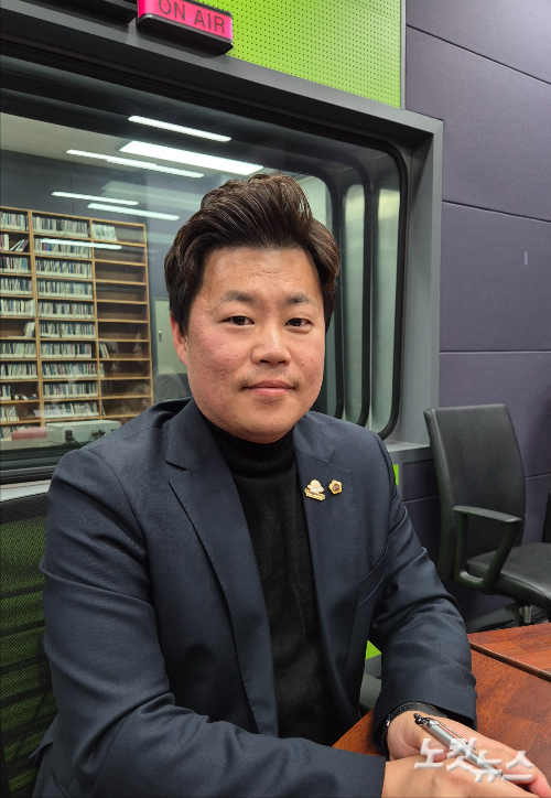 강원CBS.강원영동CBS 시사프로그램 <최진성의 위클리오늘>에 출연한 김용래 의원(국힘). 강민주 PD