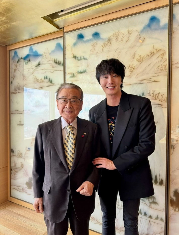 왼쪽부터 고 이순재, 정일우. 정일우 인스타그램