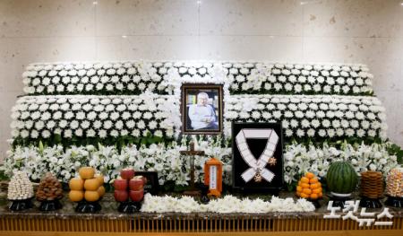 故이순재에 금관문화훈장 추서