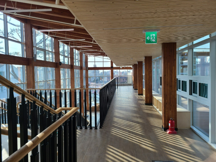 학교 공간 혁신 사업으로 공간이 새롭게 바뀐 울산 주전초등학교 내부 모습. 울산광역시교육청 제공 