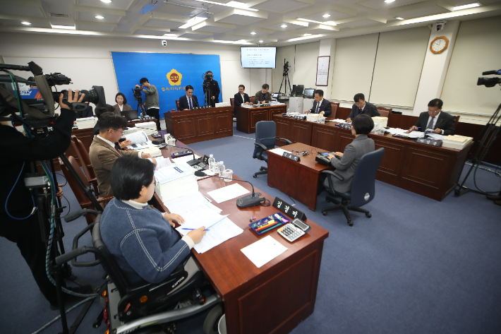 제주도의회 상임위, 내년 제주도 예산안 640억원 삭감