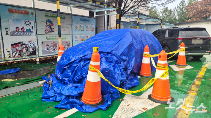 충주호에서 발견된 실종 여성 차량. 최범규 기자