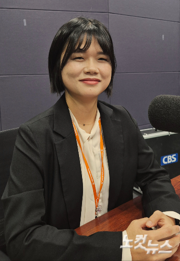 강원CBS.강원영동CBS 시사프로그램 <최진성의 위클리오늘>에 출연한 강원특별자치도 장애인종합복지관 연하현 사회복지사. 강민주 PD