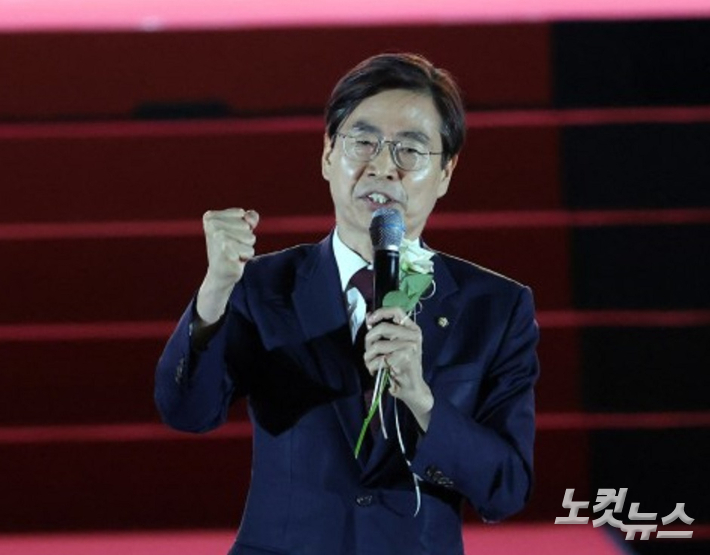 지난 8월 22일 충북 청주 오스코에서 열린 국민의힘 제6차 전당대회에서 조경태 당대표 후보가 정견발표를 하고 있다. 윤창원 기자