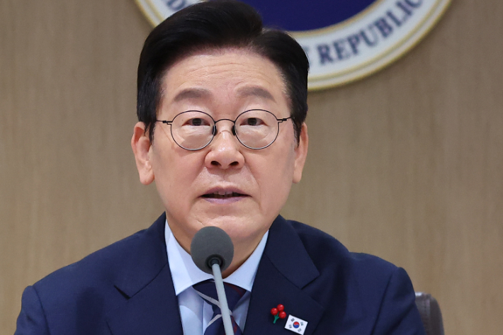 이재명 대통령이 2일 용산 대통령실에서 열린 국무회의에서 발언하고 있다. 연합뉴스