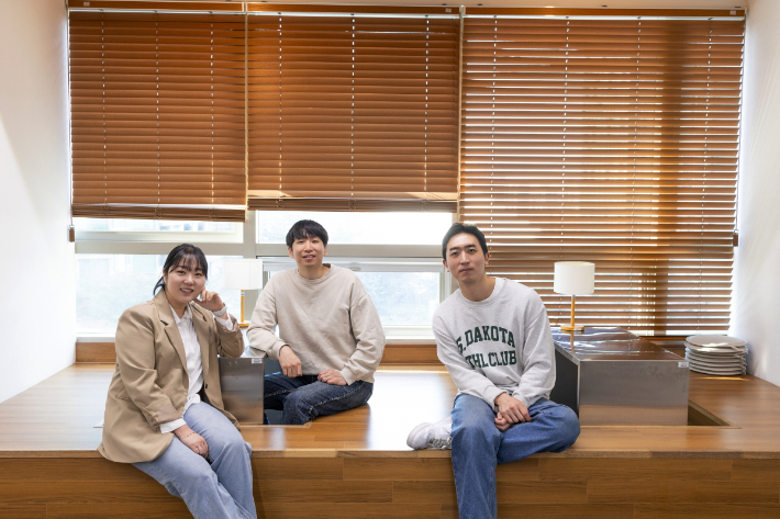 마테오AI스튜디오 3명의 감독. 마테오AI스튜디오 제공