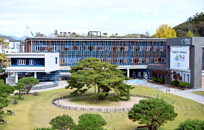 장수군청 전경. 장수군 제공