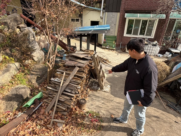 포항시는 지난달 17일부터 소나무류 이동에 대한 집중 지도를 실시하고 있다. 포항시 제공