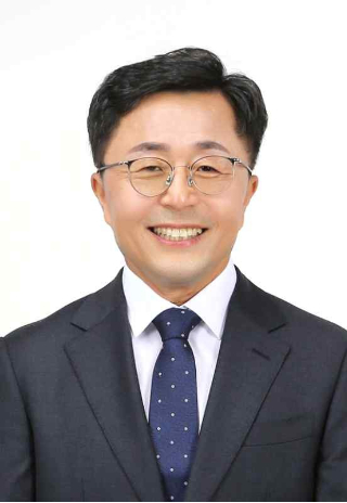 군산대 총장임용 1순위 후보자로 선출된 김강주(60세 환경공학과) 교수. 군산대학교 제공