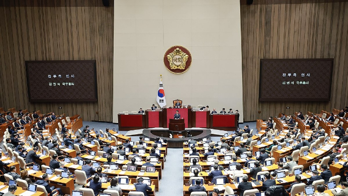 국회 본회의에서 2026년도 예산안에 대한 수정안이 가결됐다. 연합뉴스