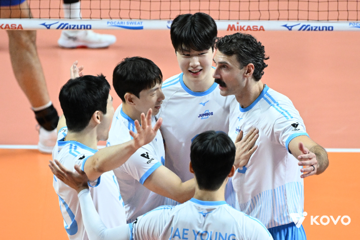 대한항공 승리. 한국배구연맹