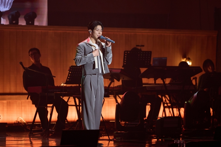 '폴리데이'는 폴킴과 홀리데이를 합친 말이다. 와이예스엔터테인먼트, 켄버스 제공