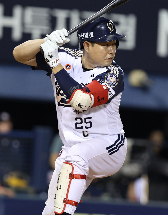 올해 포수 최초로 타격왕 2회의 위업을 이룬 양의지. 두산 