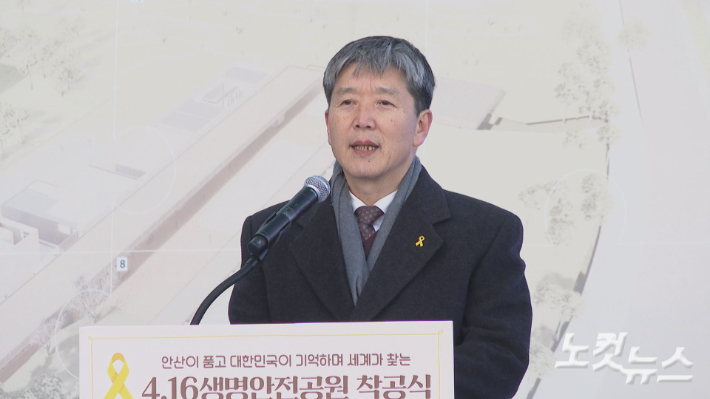 박승렬 총무는 목정평과 한국교회 인권센터 활동을 통해 세월호 참사 진상 규명, 파인텍 노동자 복직 문제 등 우리사회 인권, 노동 현장의 최전선에서 행동하는 신앙을 보여왔다. 박 총무는 4·16연대에서 활동하며 세월호 유가족과 함께했고, 한국교회인권센터를 이끌면서 2018년 파인텍 노동자들의 고공 농성에 동참해 25일간 단식하기도 했다.