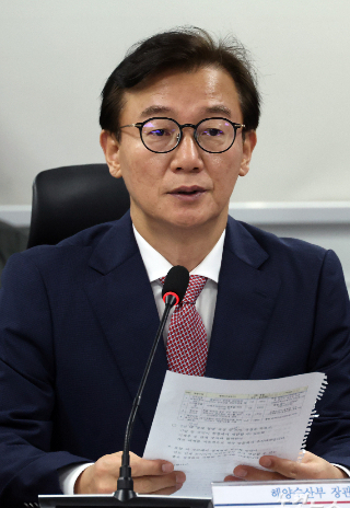 전재수 해양수산부 장관이 통일교 금품수수 의혹에 휩싸였다. 윤창원 기자